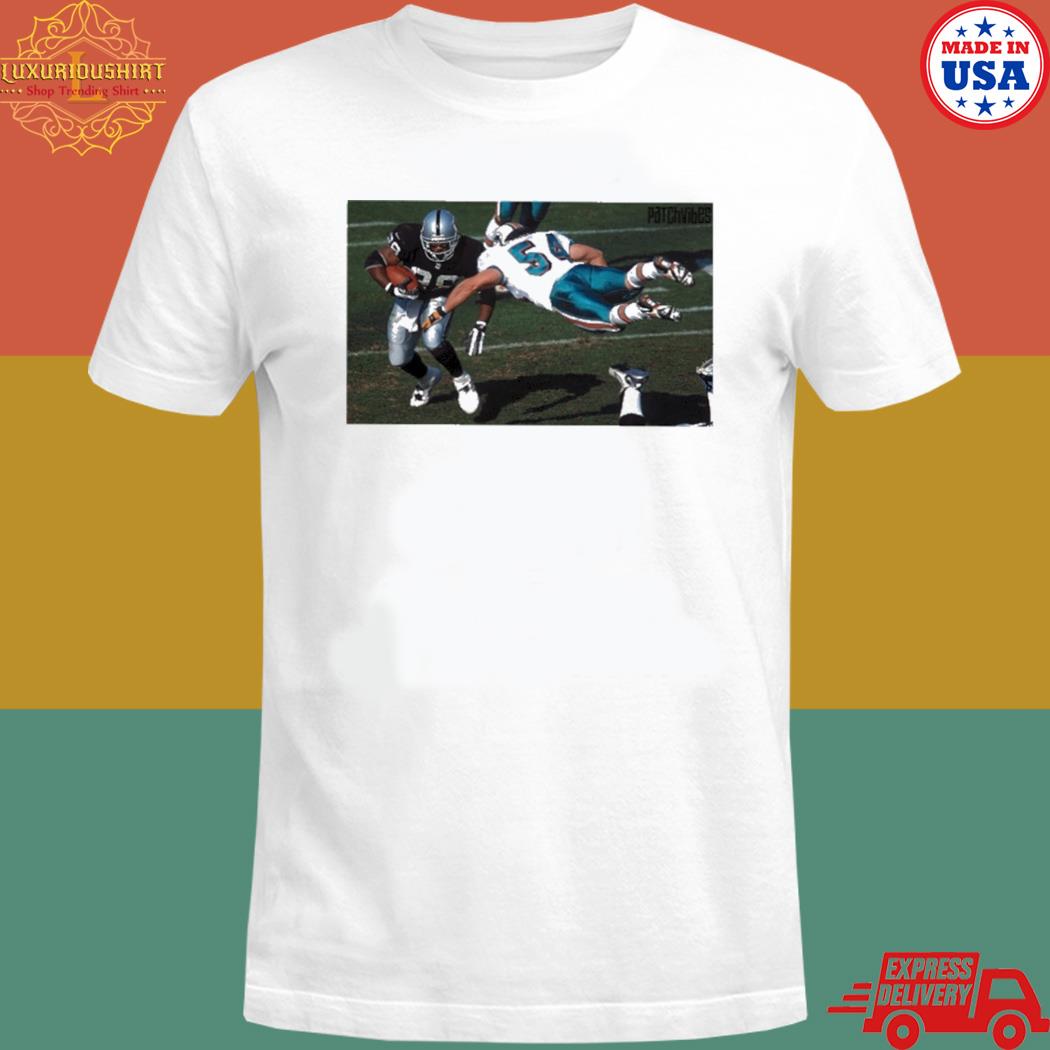 Official Get zach thomas into the hall of fame T-shirt